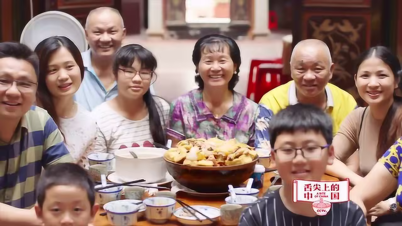 青青青国产费观看视频剧照2